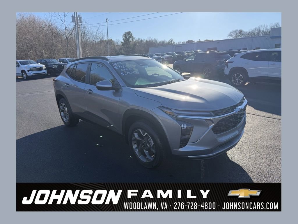 New 2026 Chevrolet Trax LT w/ Sunroof Package