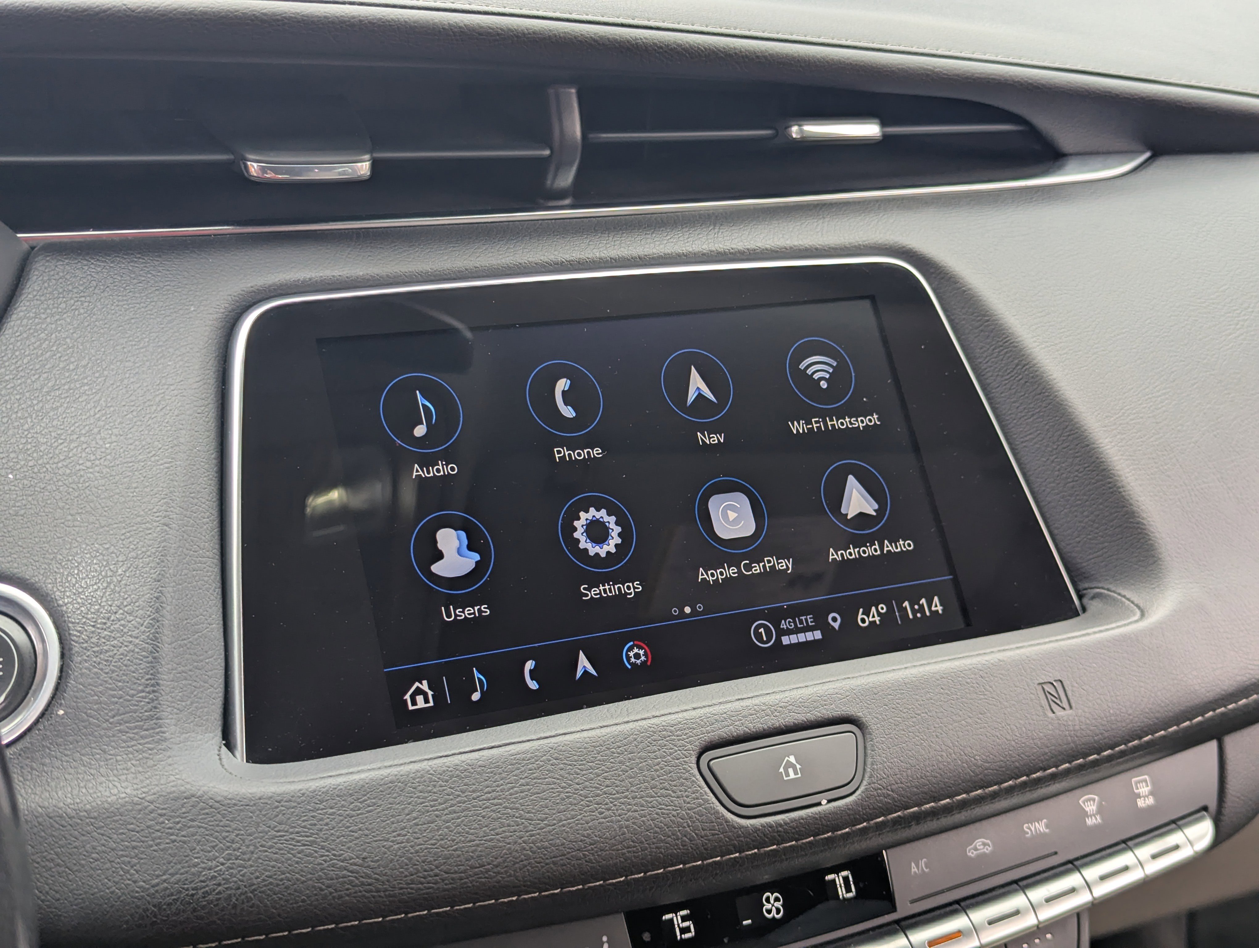 Used 2021 Cadillac XT4 Premium Luxury image 25