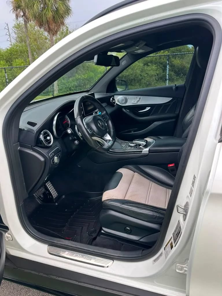 Used 2019 Mercedes-Benz GLC 63 AMG 4MATIC image 8