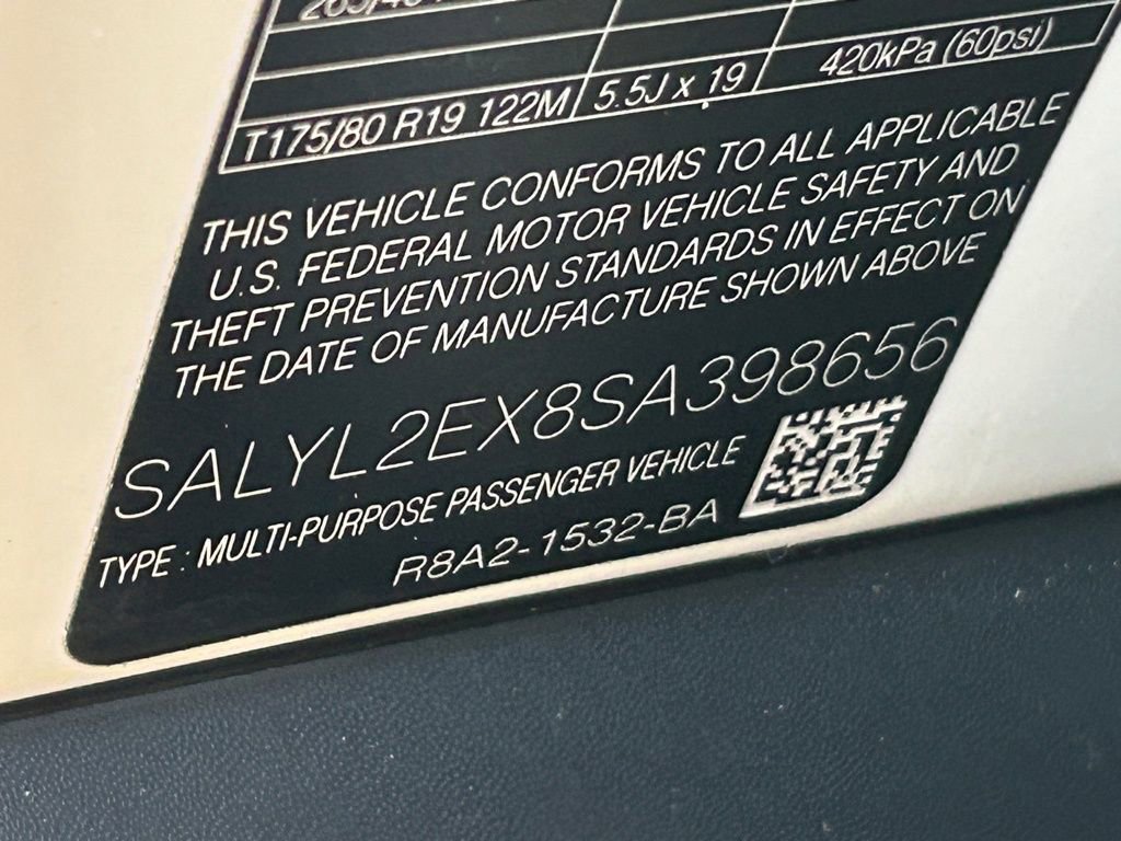 Used 2025 Land Rover Range Rover Velar Dynamic SE image 37