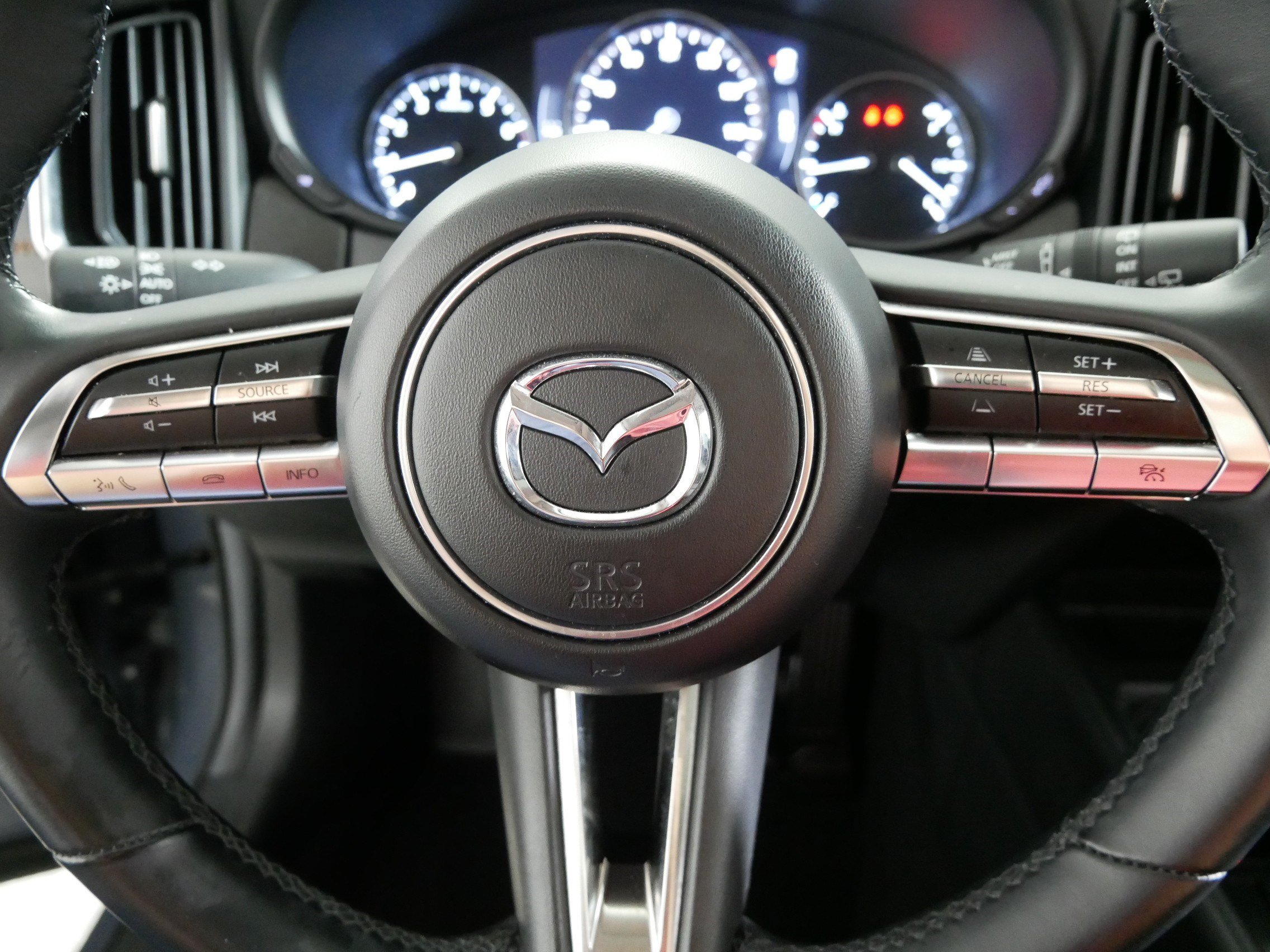 Used 2025 MAZDA CX-50 AWD 2.5 S w/ Premium Plus Pkg image 25