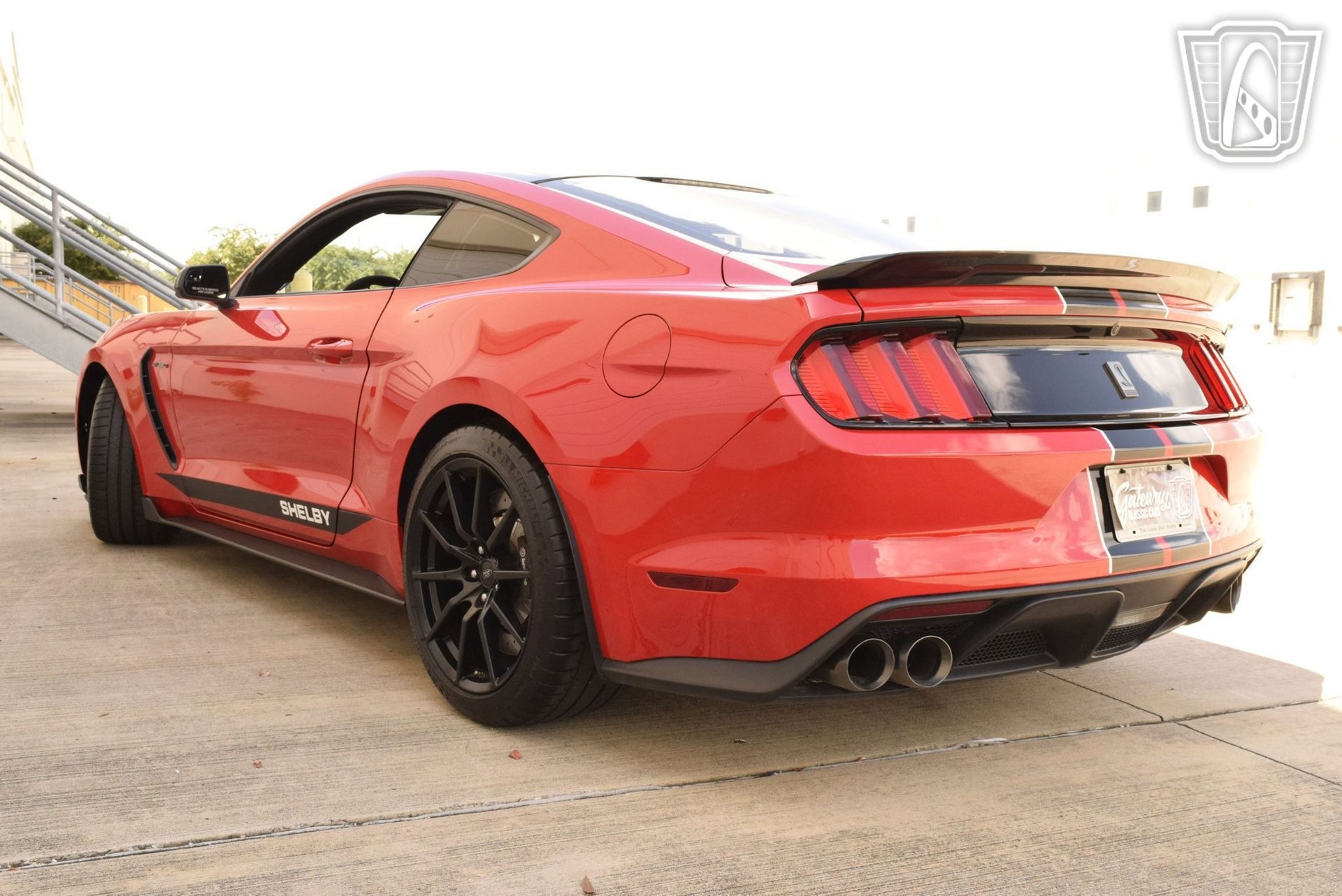 Used 2017 Ford Mustang Shelby GT350 RWD image 8