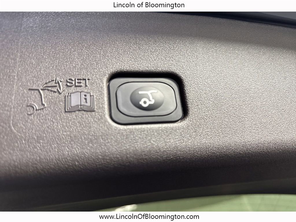 New 2026 Lincoln Nautilus Black Label w/ Jet Appearance Package image 64