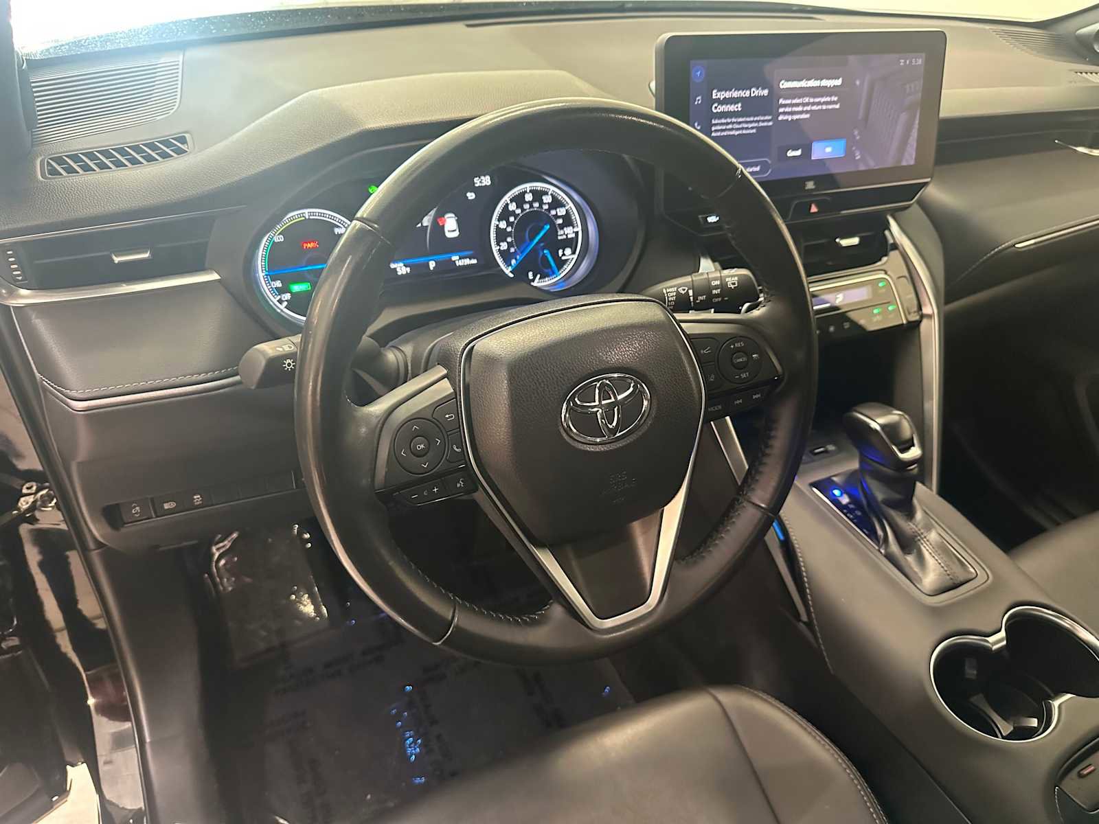 Certified 2024 Toyota Venza XLE AWD/4WD image 2