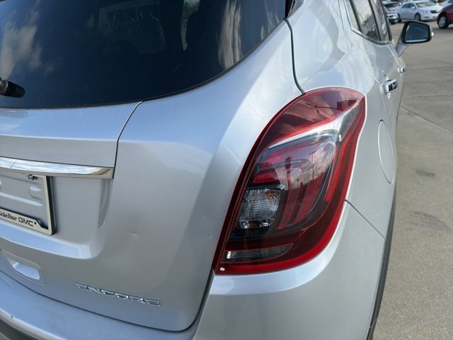 Used 2018 Buick Encore Preferred image 8