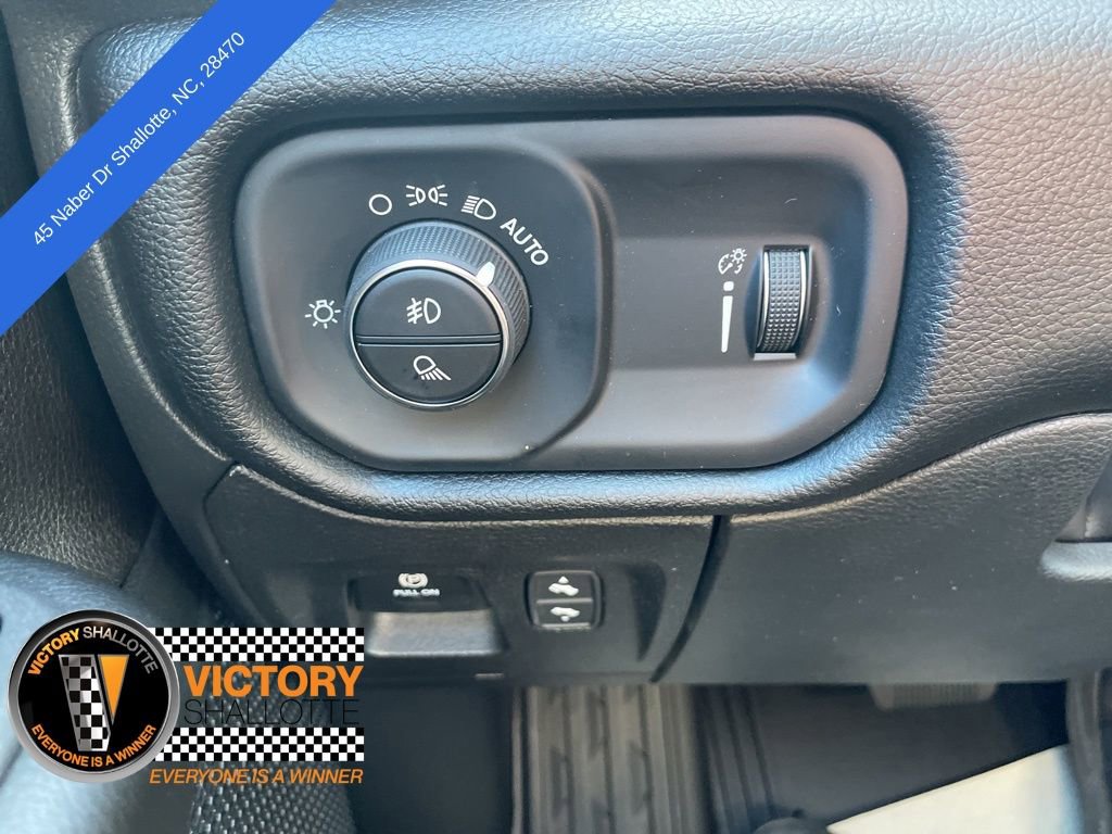 New 2026 RAM 1500 4x4 Crew Cab image 21