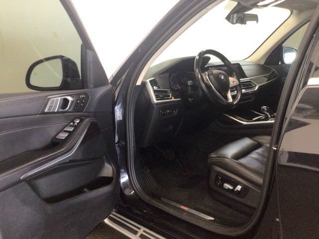 Used 2020 BMW X7 xDrive40i w/ Luxury Seating Package AWD/4WD image 18
