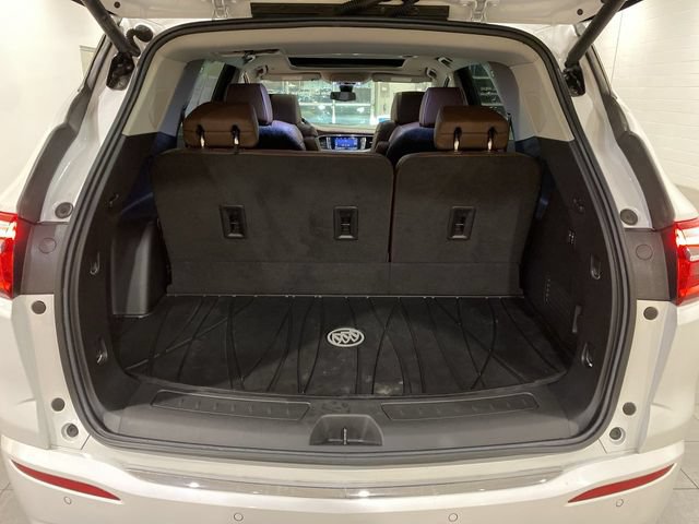 Used 2020 Buick Enclave Avenir w/ Avenir Technology Package AWD/4WD image 19