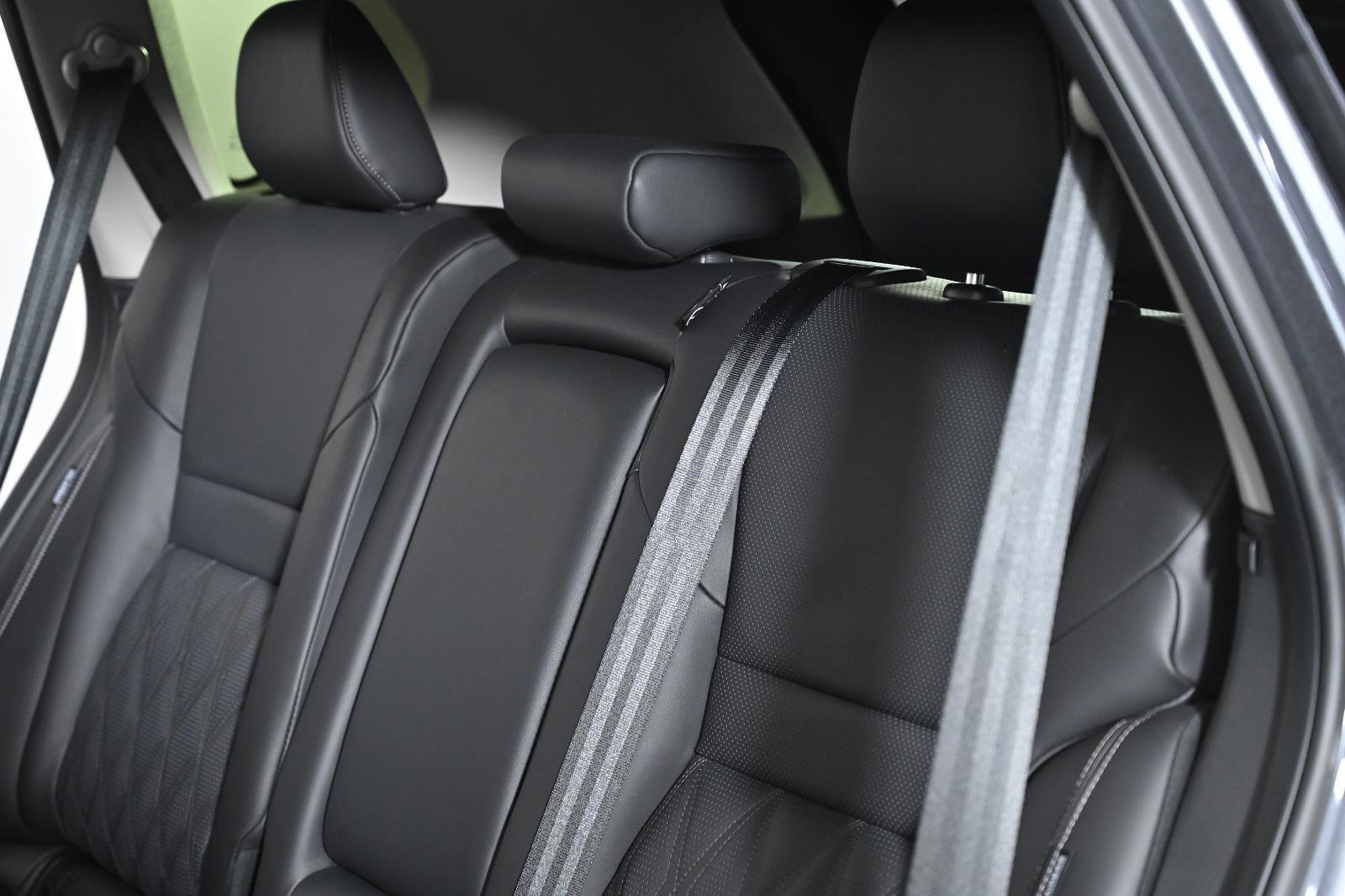 Used 2024 Nissan Rogue Platinum image 30