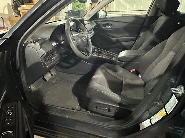 Used 2023 Honda Accord EX image 14