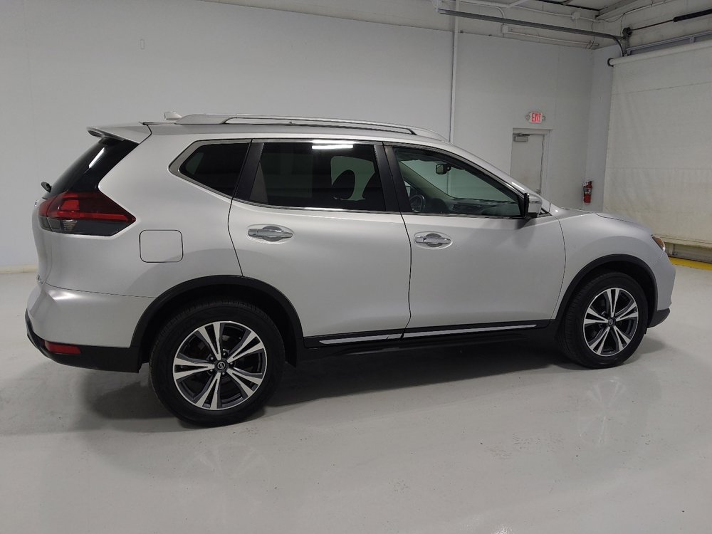 Used 2018 Nissan Rogue SL image 10