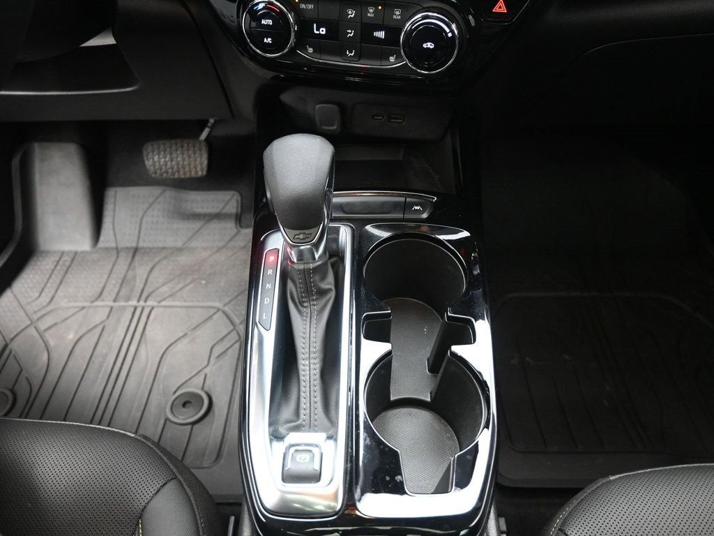 Used 2024 Chevrolet Trax ACTIV w/ Sunroof Package image 13