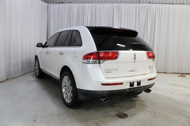 Used 2012 Lincoln MKX AWD image 26