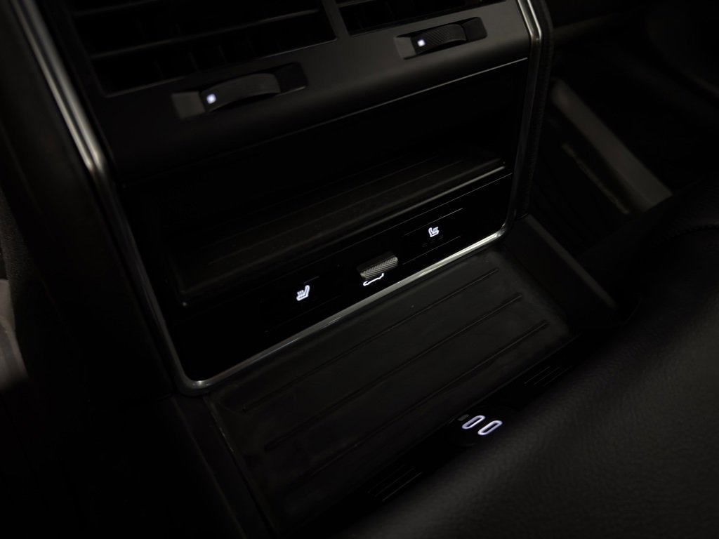 Certified 2023 Porsche Panamera 4 image 29