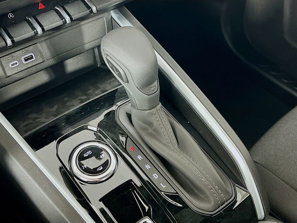 New 2026 Chevrolet Colorado W/T image 17