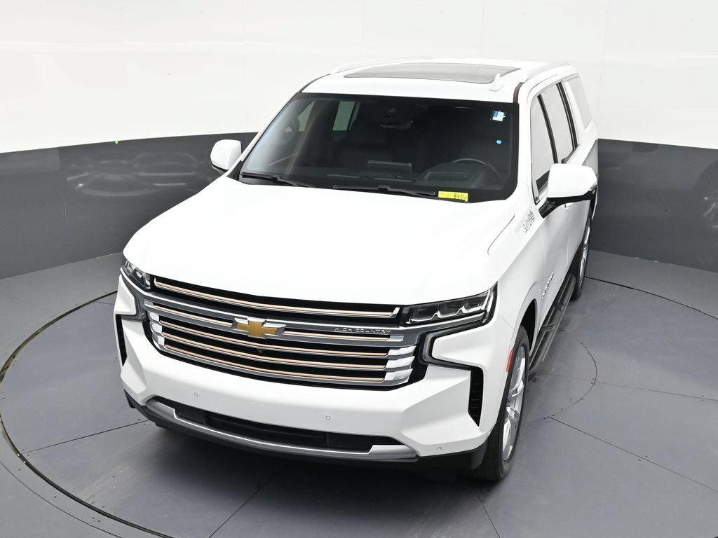 Used 2024 Chevrolet Suburban High Country w/ Advanced Technology Package RWD image 19