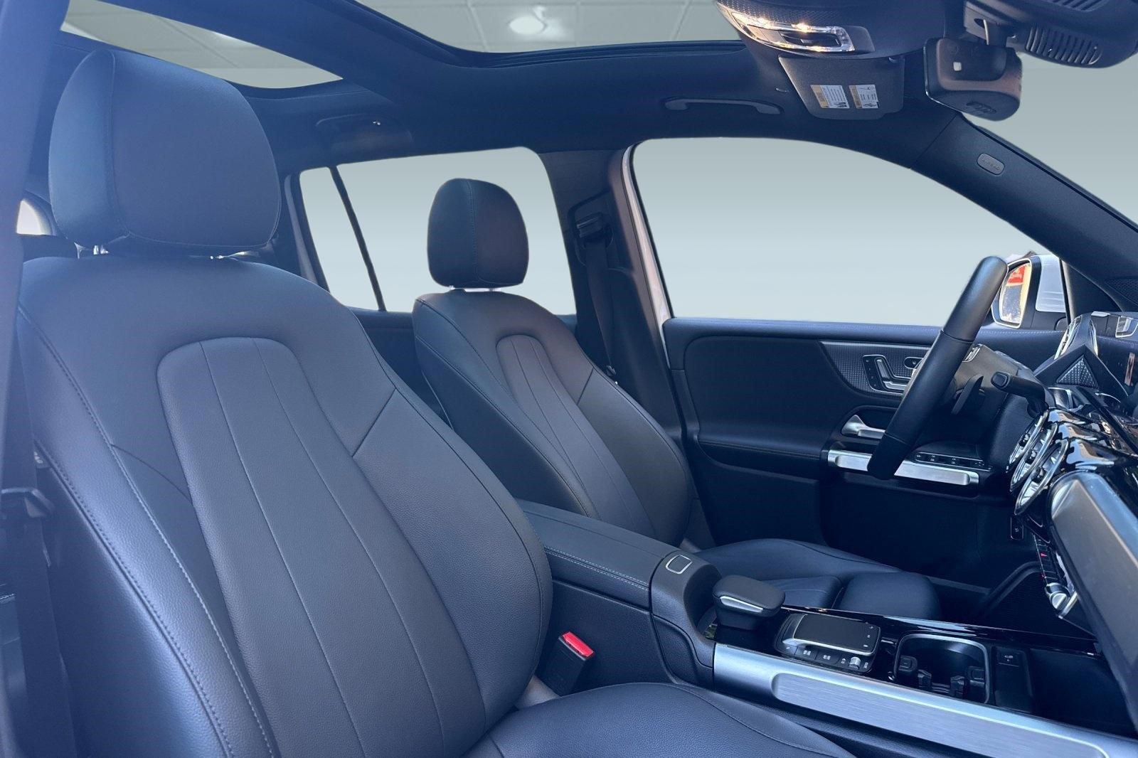 Certified 2023 Mercedes-Benz EQB 250+ image 28