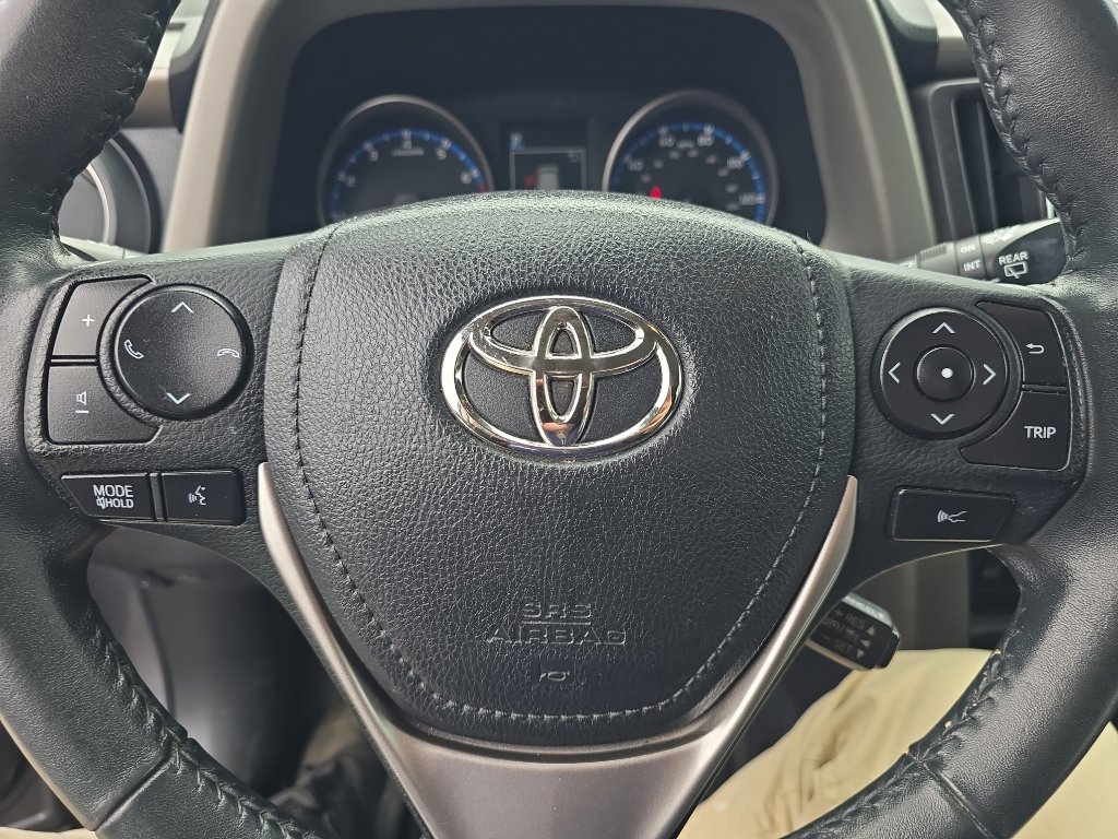 Used 2017 Toyota RAV4 XLE w/ Plus Special Value Package AWD/4WD image 27