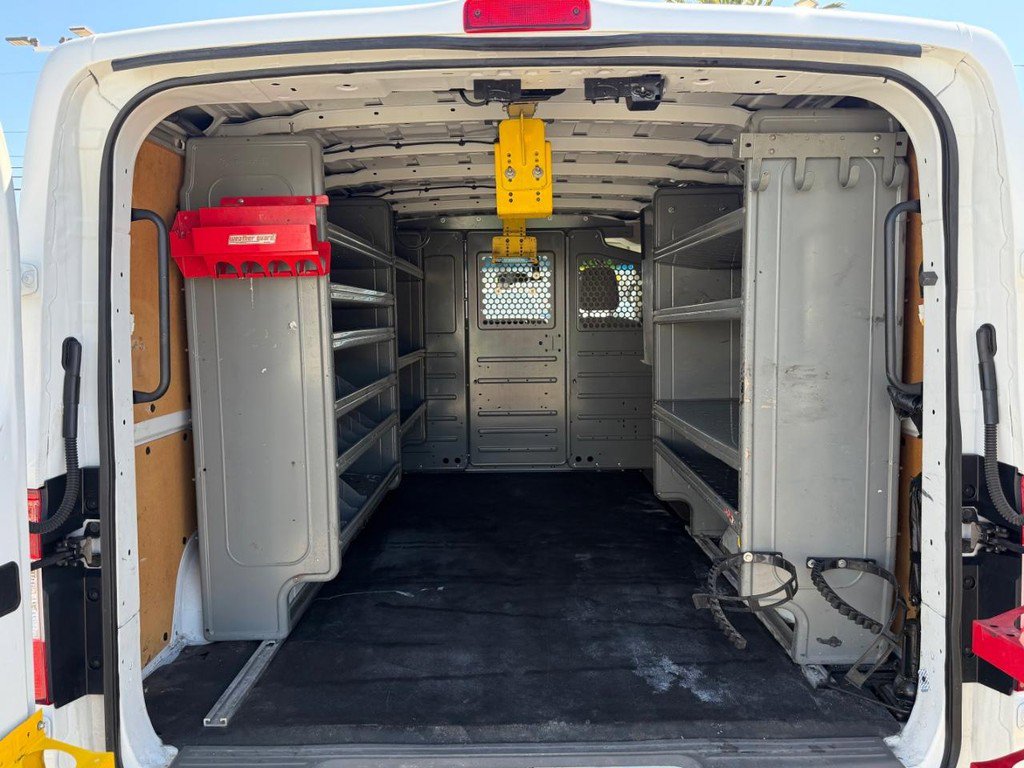 Used 2019 Nissan NV 3500 SL w/ Back Door Glass Package image 15