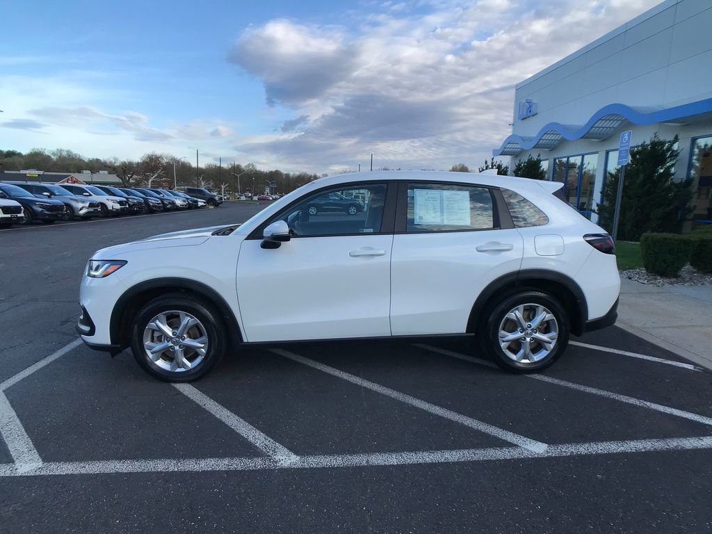 Certified 2023 Honda HR-V LX image 7