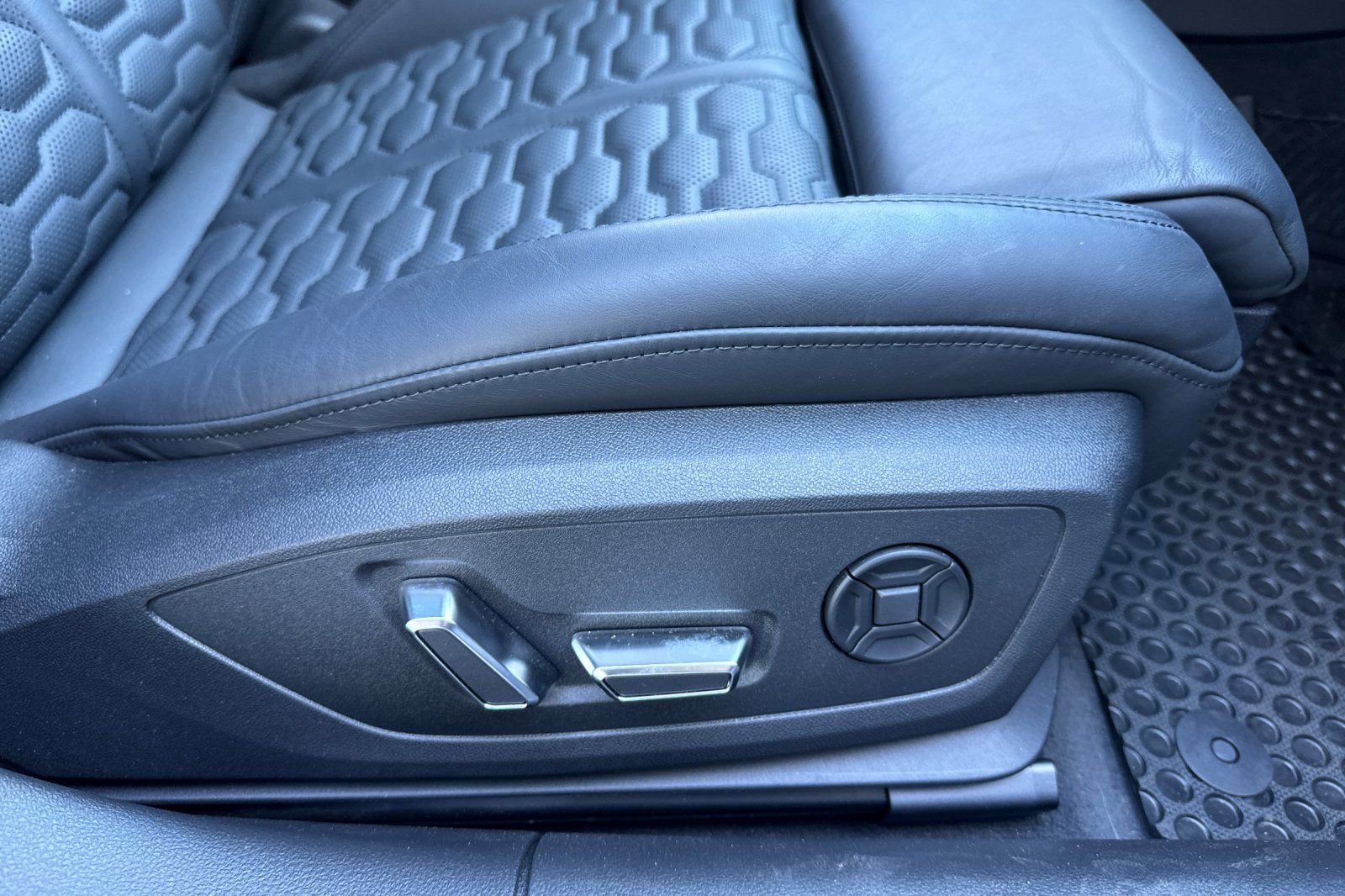 Used 2023 Audi RS 7 Sportback image 23