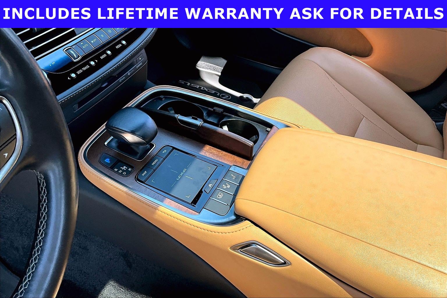 Used 2022 Lexus LS 500 w/ Accessory Package (Z2) RWD image 14