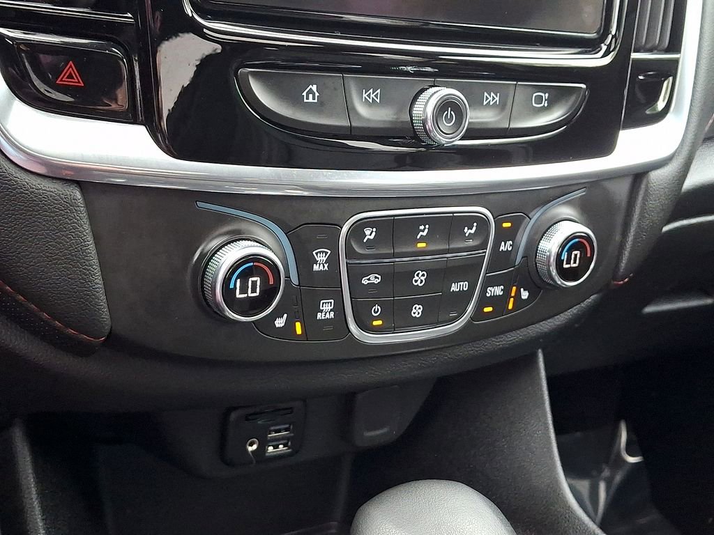 Used 2023 Chevrolet Traverse RS w/ LPO, Floor Liner Package AWD/4WD image 17