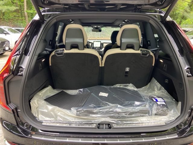 New 2026 Volvo XC90 B6 Plus w/ Protection Package Premier AWD/4WD image 20