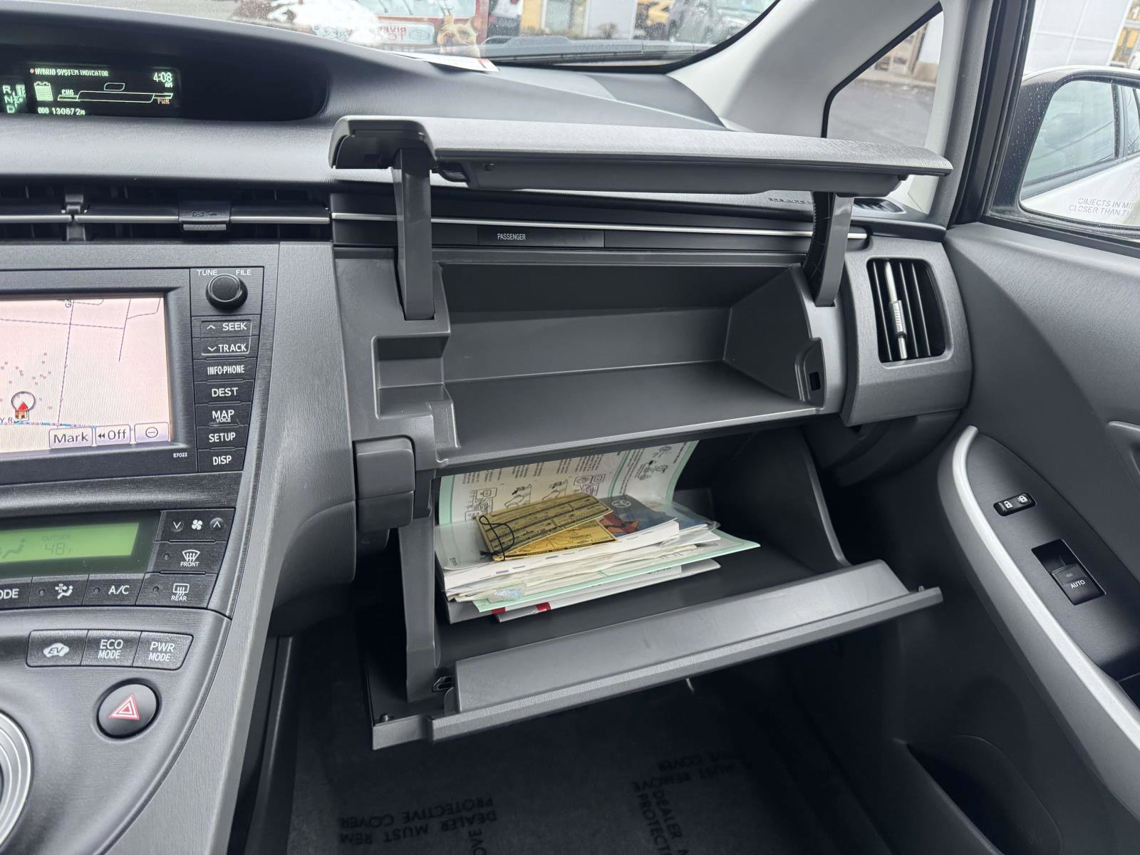 Used 2011 Toyota Prius Three image 38