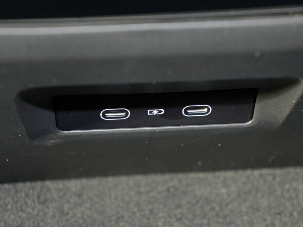 New 2026 Porsche Macan 4 Electric AWD/4WD image 37