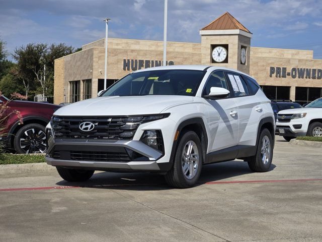 Used 2026 Hyundai Tucson SE FWD image 3