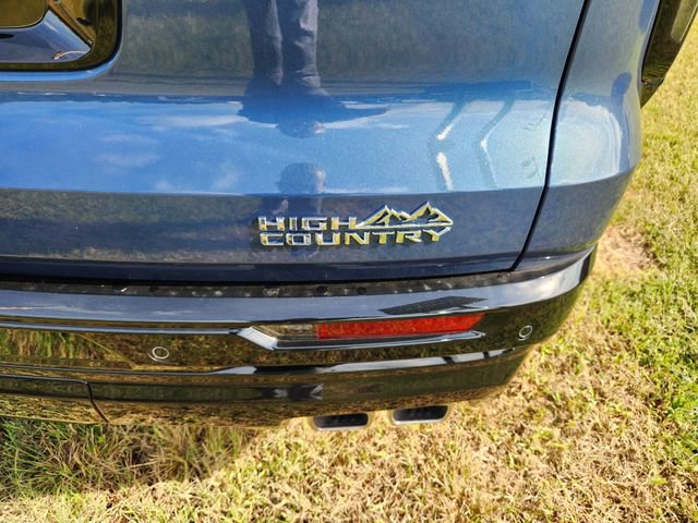 New 2026 Chevrolet Traverse High Country w/ LPO, Floor Liner Package image 6