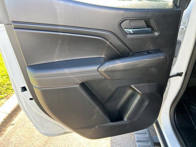 Used 2024 Chevrolet Colorado LT w/ LT Convenience Package II RWD image 32
