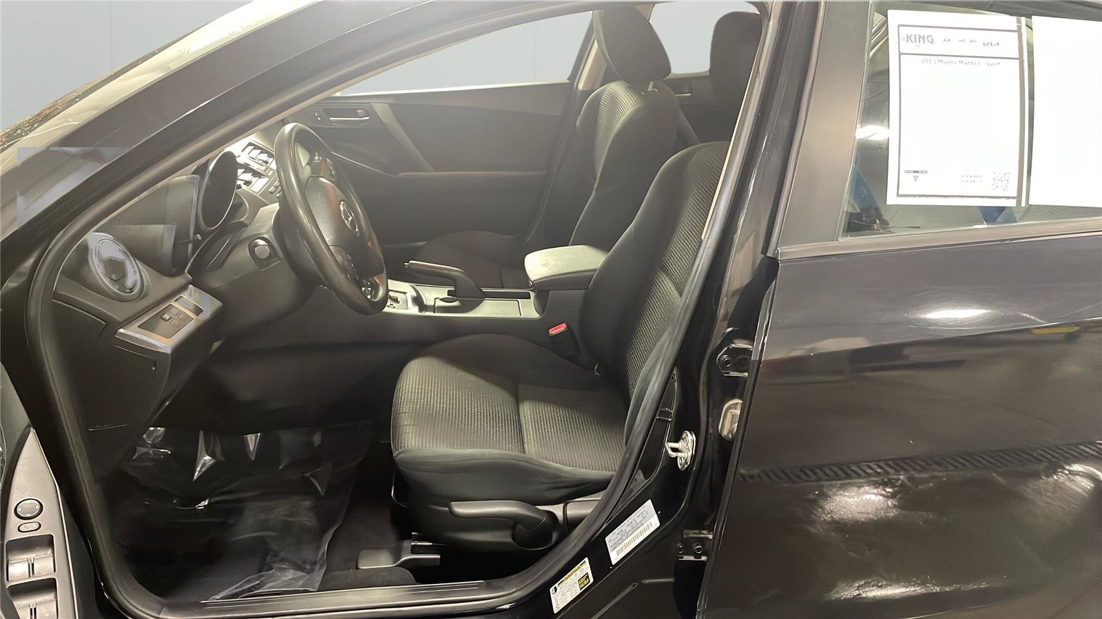 Used 2013 MAZDA MAZDA3 i Sport FWD image 10