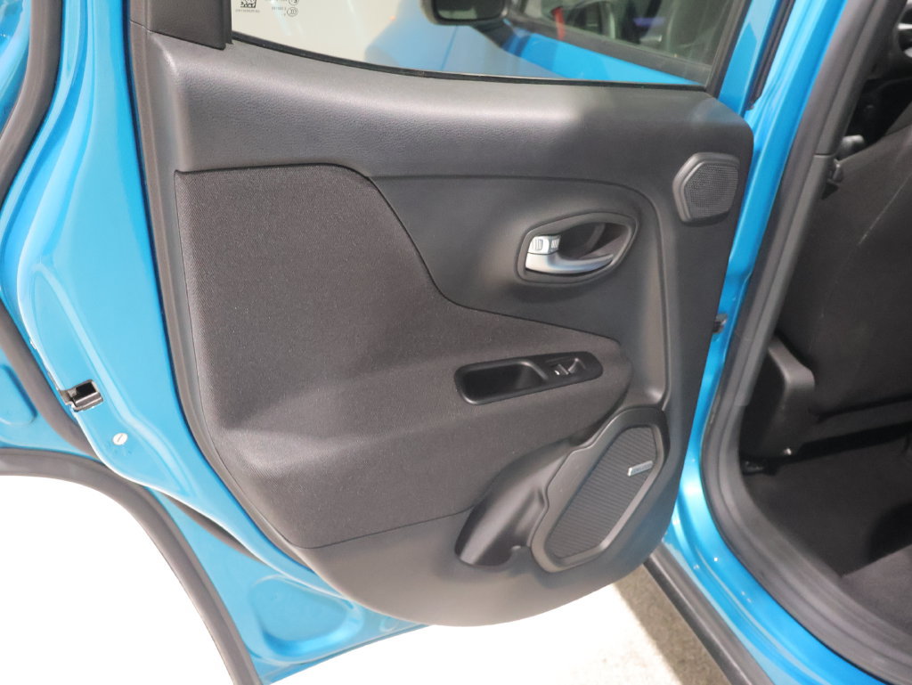 Used 2021 Jeep Renegade Latitude w/ Sun & Sound Group AWD/4WD image 20