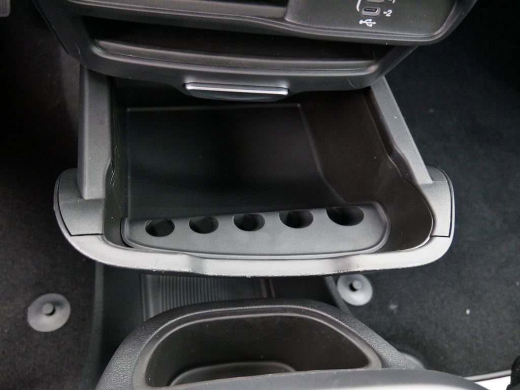 New 2026 Chrysler Pacifica Select image 38