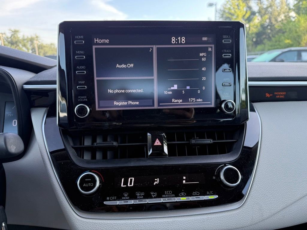 Used 2020 Toyota Corolla LE FWD image 25