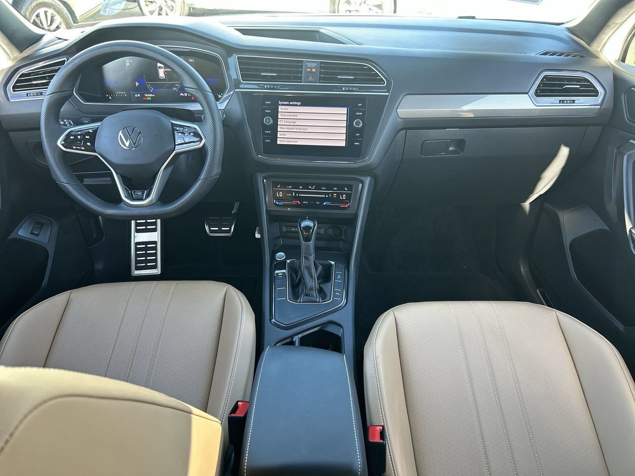 Certified 2024 Volkswagen Tiguan SE R-Line FWD image 12