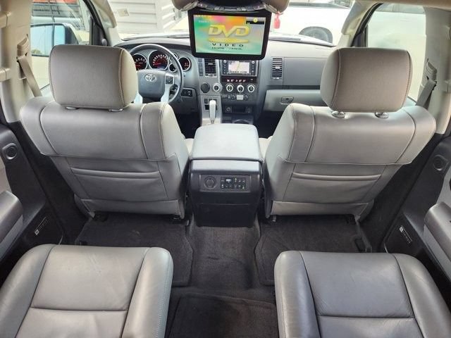 Used 2016 Toyota Sequoia Limited w/ Safety & Convenience Package RWD image 31