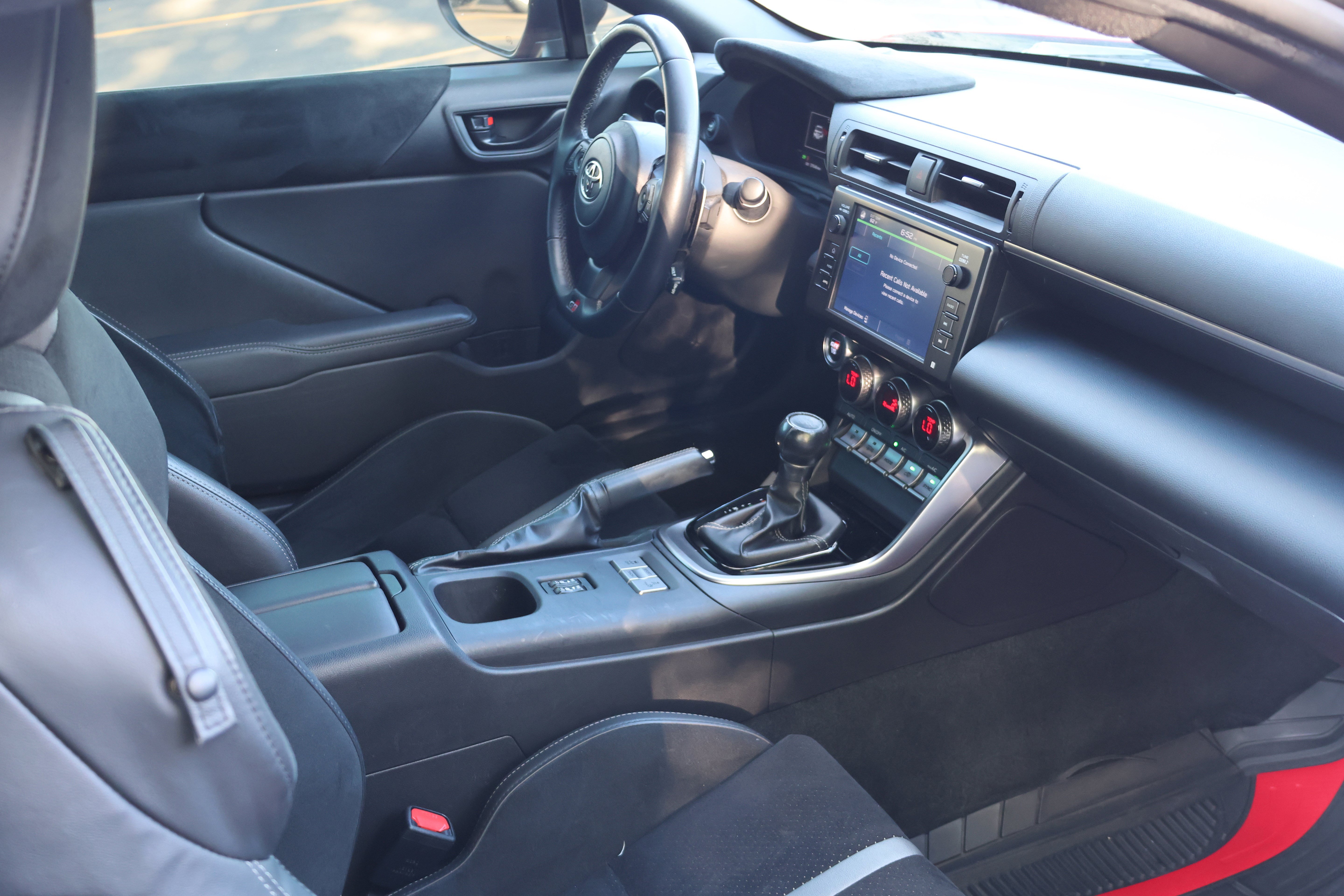 Used 2023 Toyota GR86 Premium RWD image 26