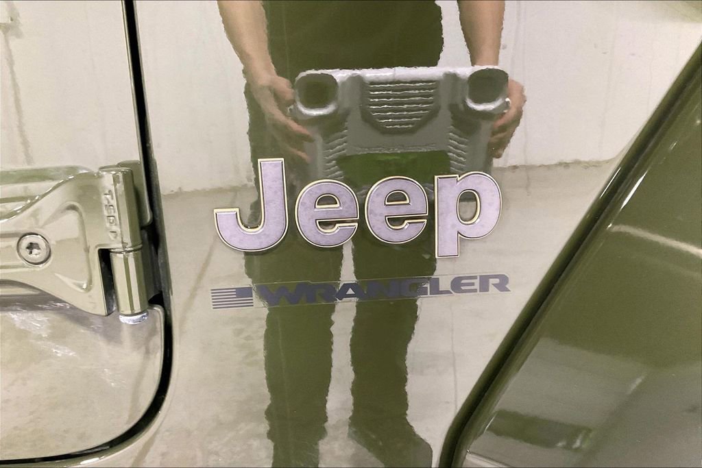 Used 2023 Jeep Wrangler Unlimited Rubicon 392 w/ Trailer Tow Package image 40