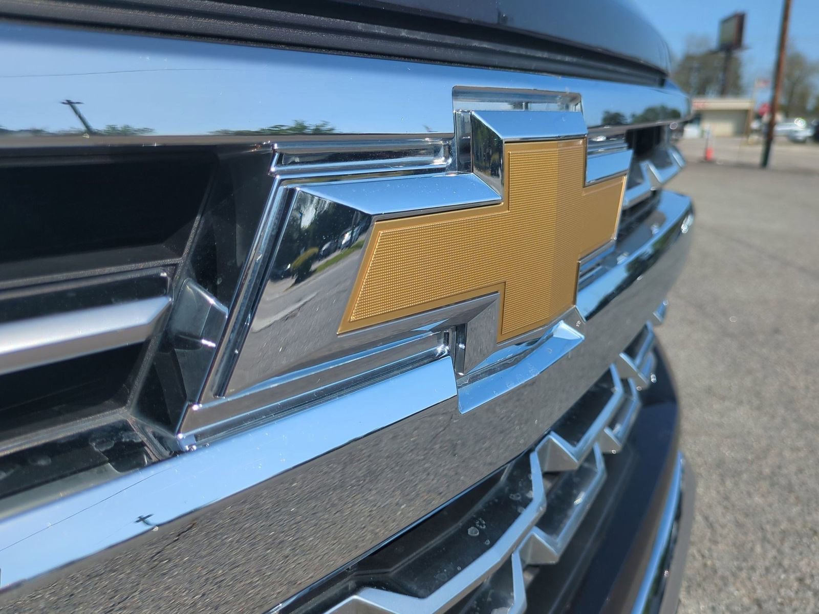 Certified 2023 Chevrolet Silverado 1500 LTZ image 33