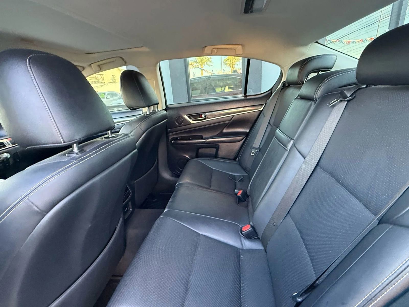 Used 2016 Lexus GS 200t image 10