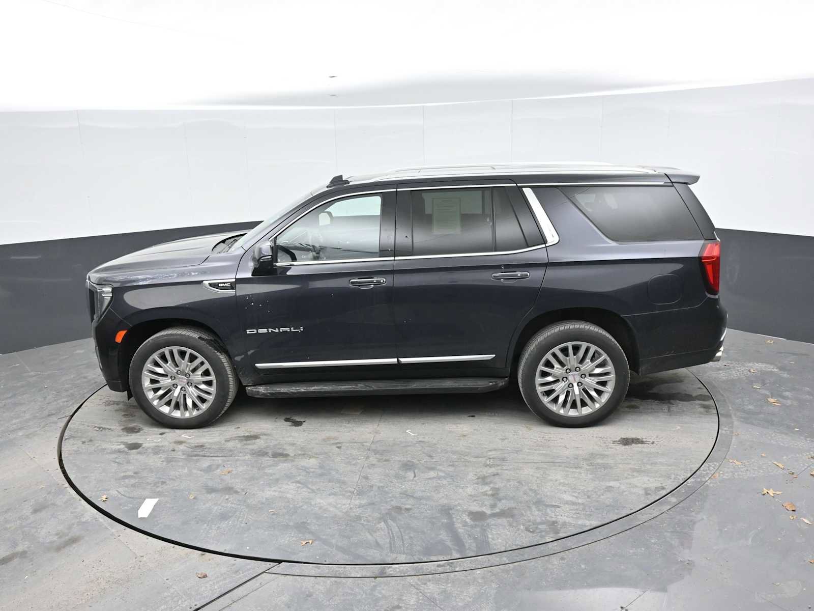 Used 2023 GMC Yukon Denali AWD/4WD image 12