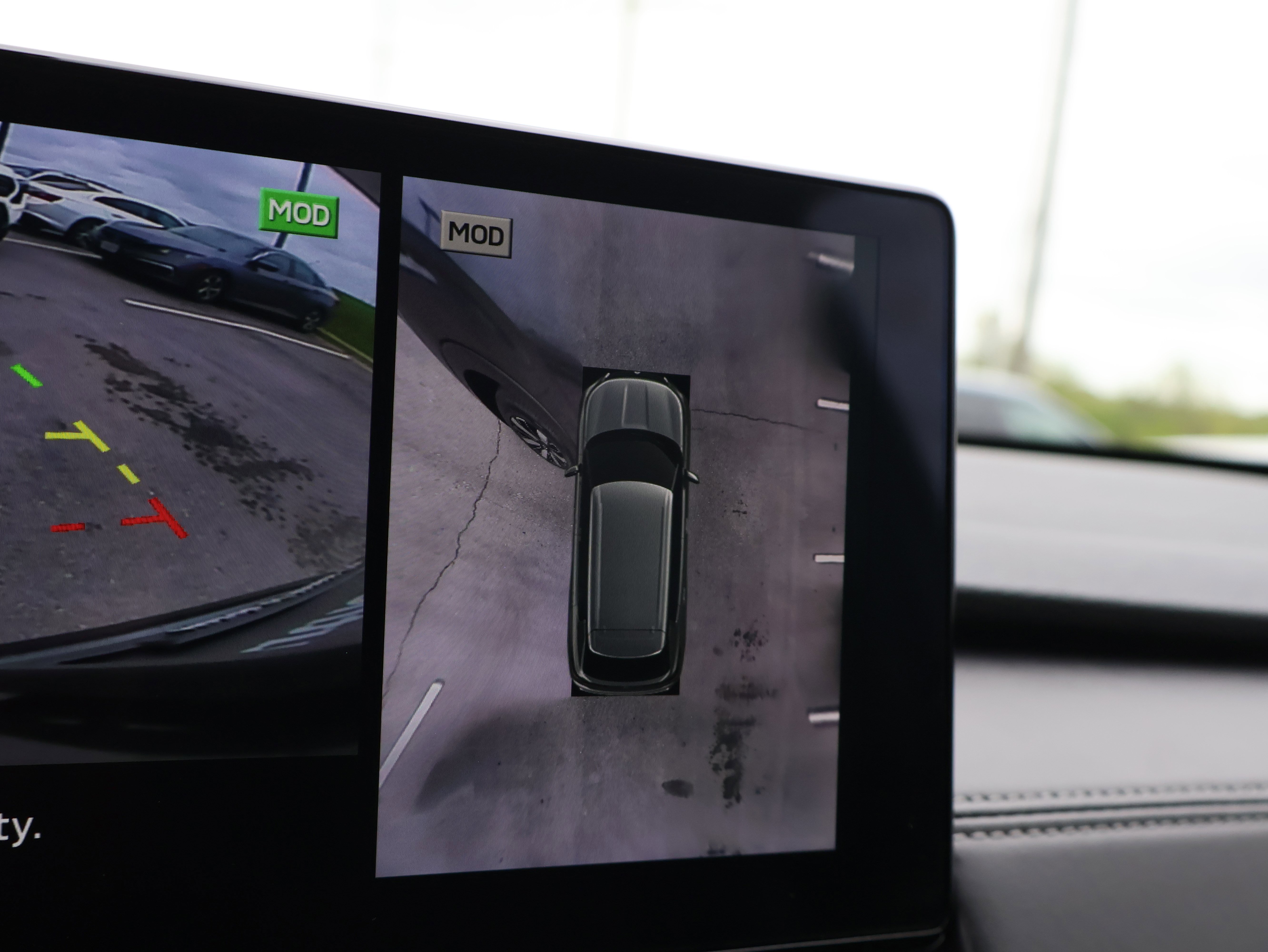 Used 2025 Mitsubishi Outlander SE image 27