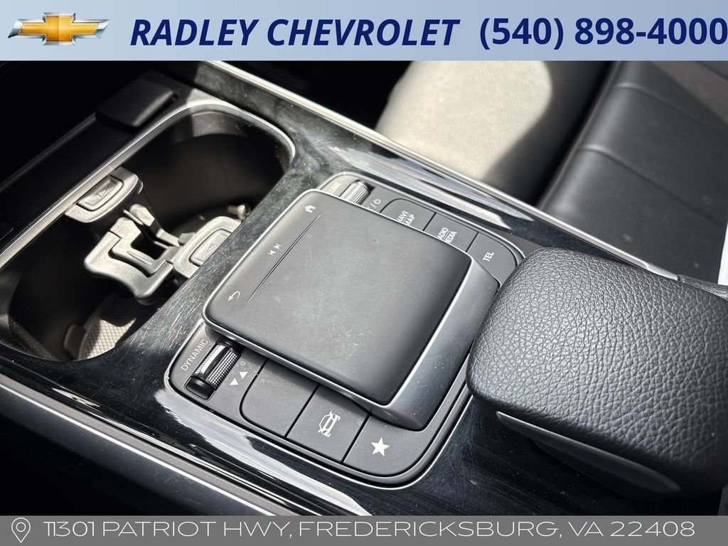Used 2022 Mercedes-Benz GLB 250 4MATIC image 11
