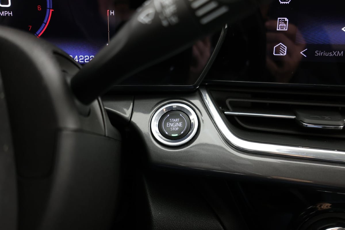 Used 2024 Chevrolet Trax ACTIV FWD image 16