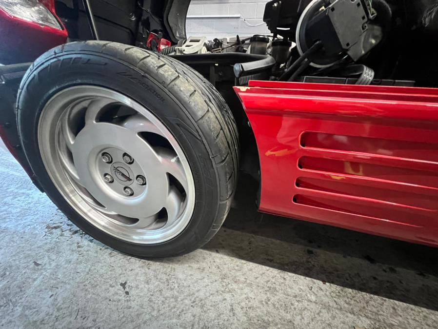Used 1991 Chevrolet Corvette Convertible RWD image 18