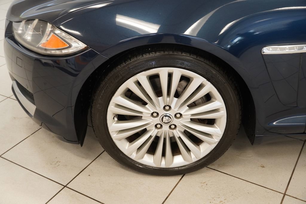 Used 2012 Jaguar XF Portfolio image 20