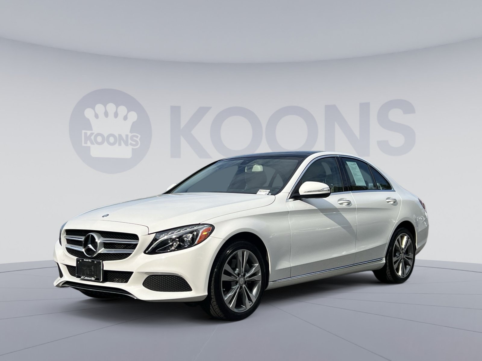 Used 2015 Mercedes-Benz C 300 4MATIC Sedan image 5